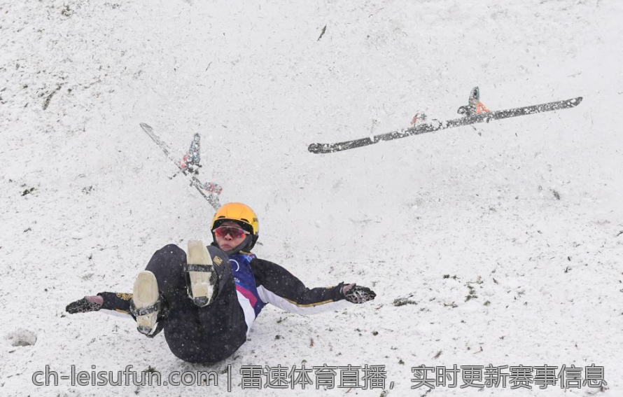 雷速体育直播，实时更新赛事信息